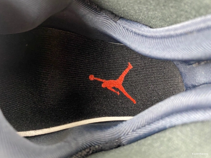 Kick Theory 302370-014 Retro 9 Jordan Patent Bred Air 0823